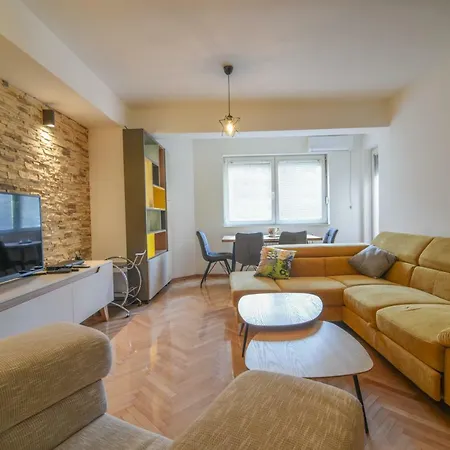 Cozy Modern * Skopje